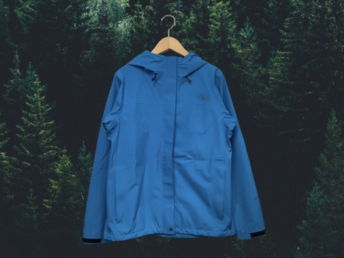 レディースファッションのアウター