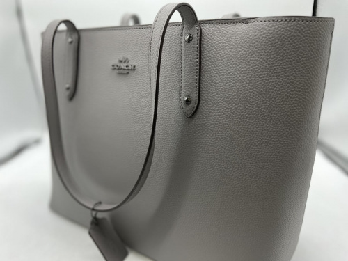 ブランドのCOACH