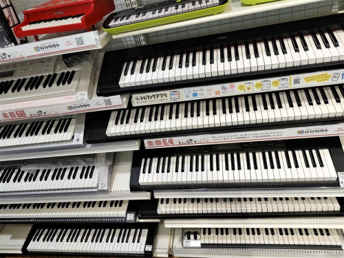 中古楽器のキーボード