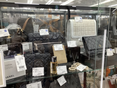 LOUIS VUITTONのブランド