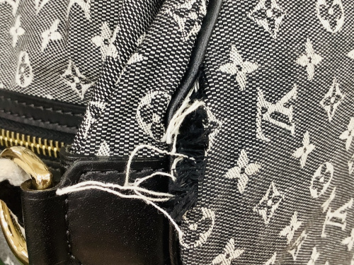 LOUIS VUITTONのブランド