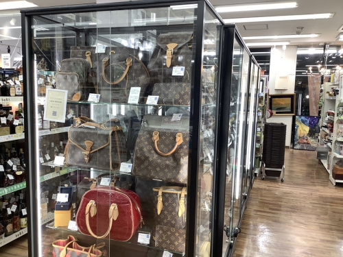 ブランド・ラグジュアリーのLOUIS VUITTON