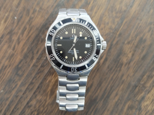 オメガのメンズファッション