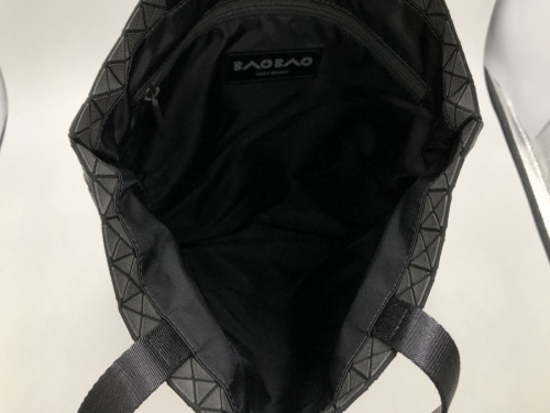 クリスピートートバッグ