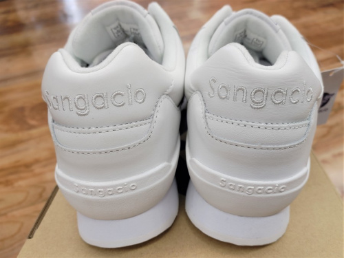 スニーカーの買取