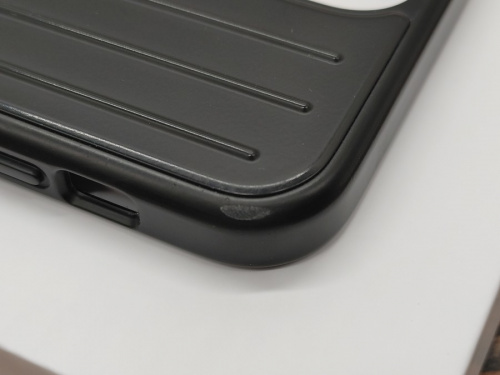 AppleのRIMOWA