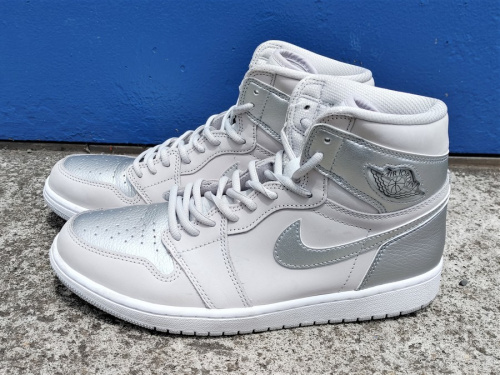 NIKEのAIR JORDAN1