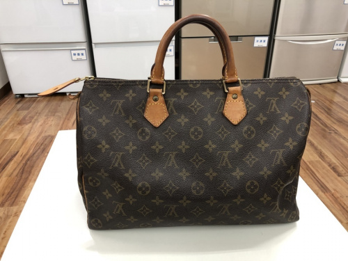 ルイヴィトンのLOUIS VUITTON