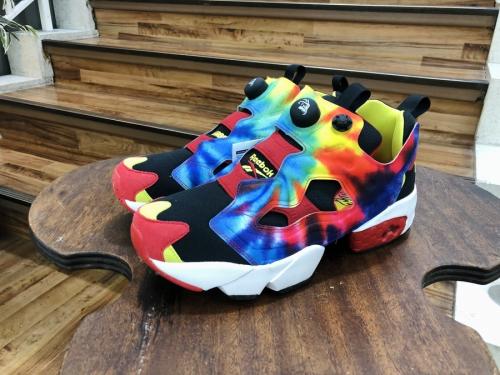 メンズファッションのスニーカー