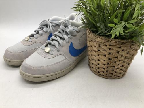 靴のｽﾆｰｶｰ