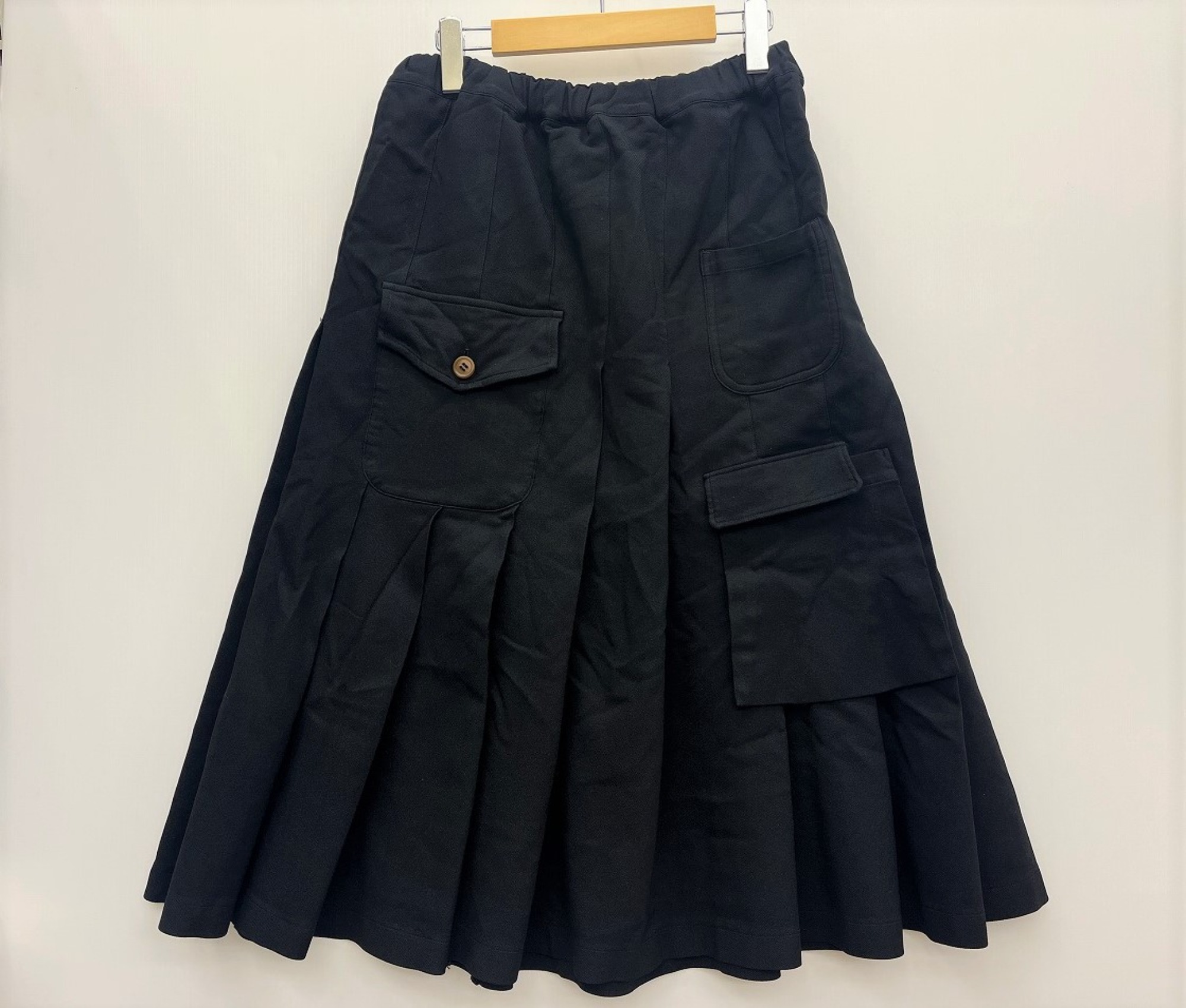COMME des GARCONS(コムデギャルソン) デザインポケットプリーツ