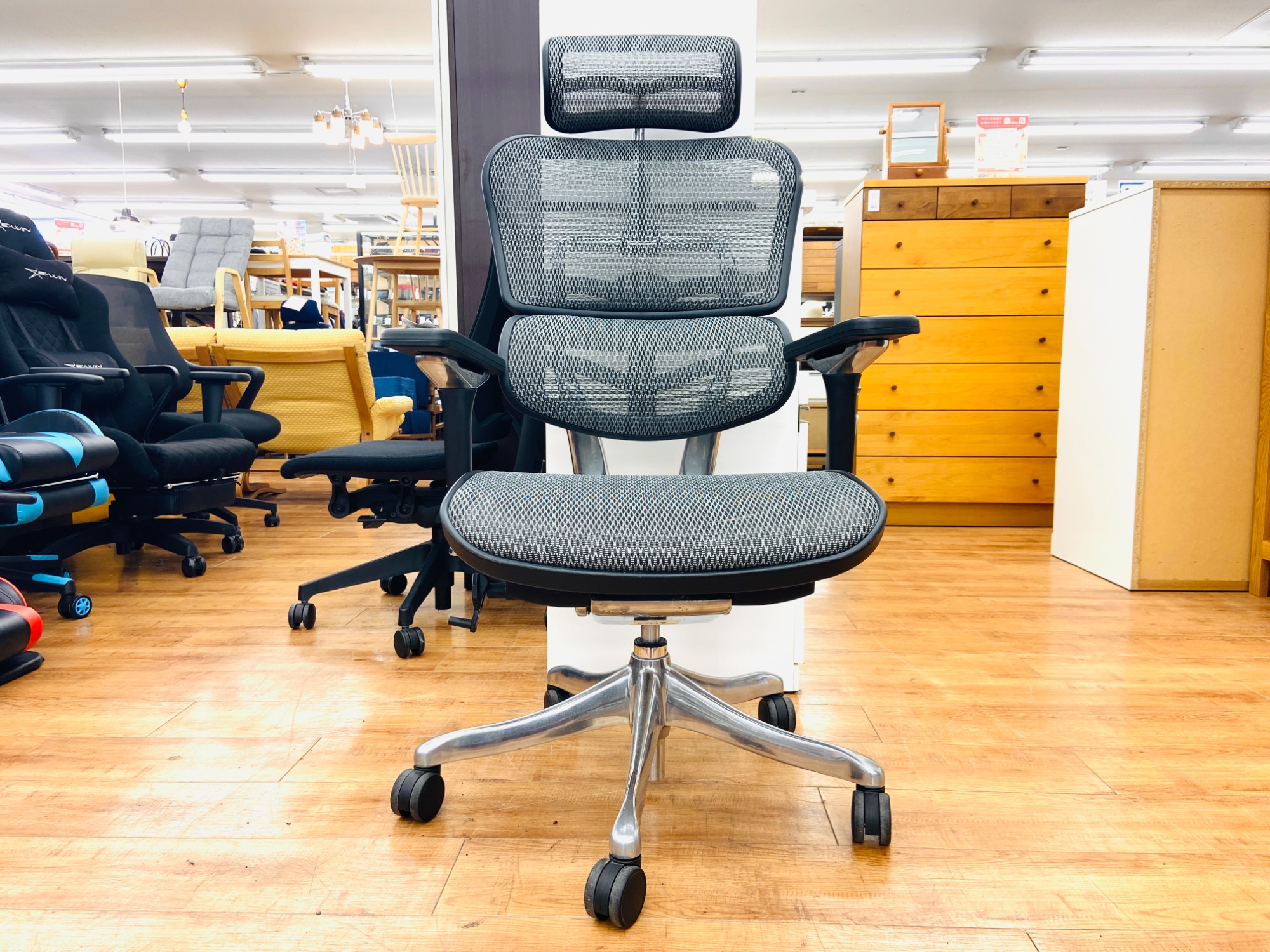 【トレファク花小金井店】ファッションチェア1701101 ギャラリー良工房 中古家具/ 武蔵野市 小平市 小金井市 国分寺市 杉並区 買取 販売 トレファク 花小金井店｜東京都小平市のリサイクルショップ