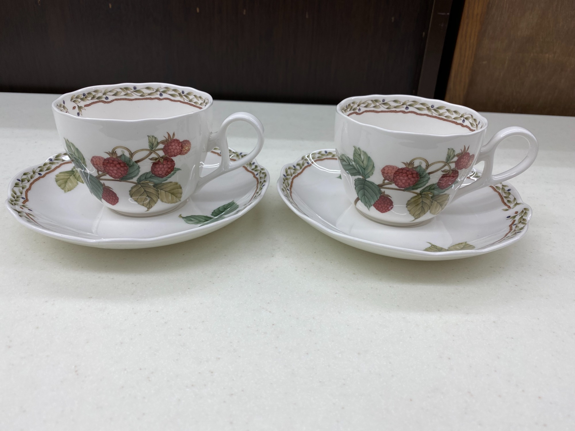 2024新商品 Noritake (ノリタケ) プリマチャイナ・ニュー カップ&ソーサー 食器