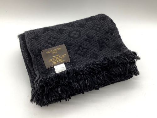 LOUIS VUITTON(ルイ・ヴィトン)のマフラーのご紹介です！｜2023年11月