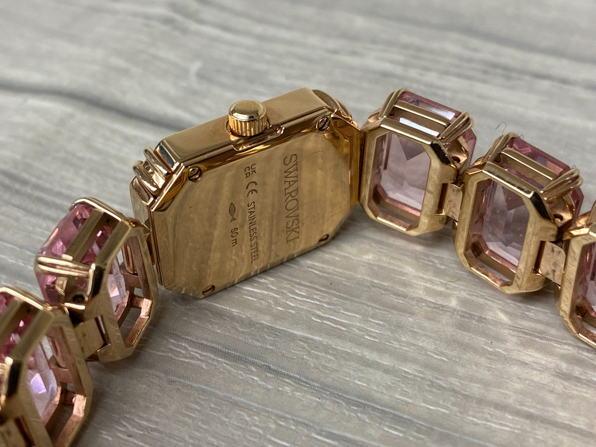 SWAROVSKI(スワロフスキー) 腕時計 5630837のご紹介です!|2024 SWAROVSKI(スワロフスキー) 腕時計 5630837のご紹介です!|2024