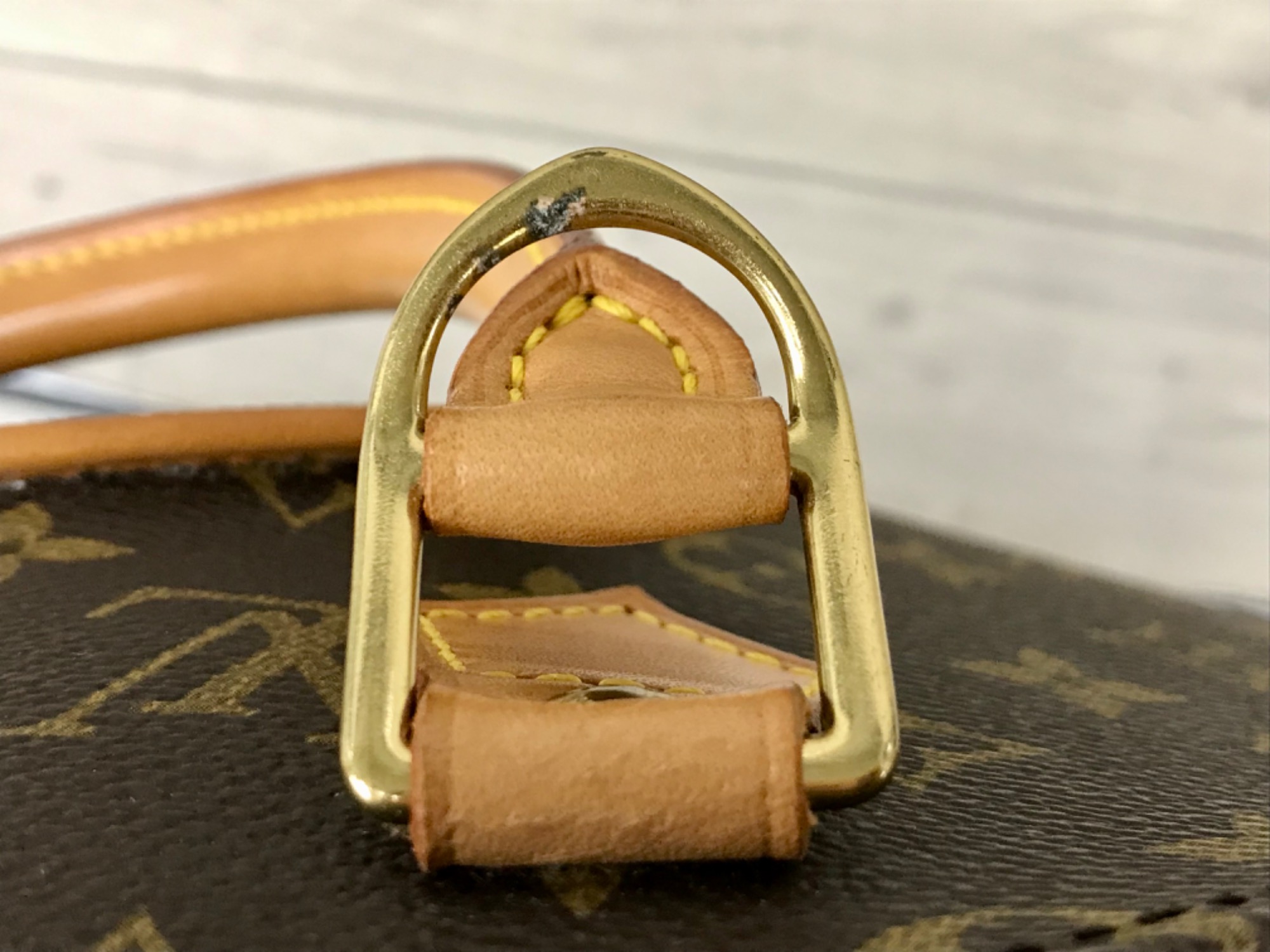 LOUIS VUITTON(ルイヴィトン)エリプスMM M51126のご紹介です LOUIS VUITTON(ルイヴィトン)エリプスMM M51126のご紹介です