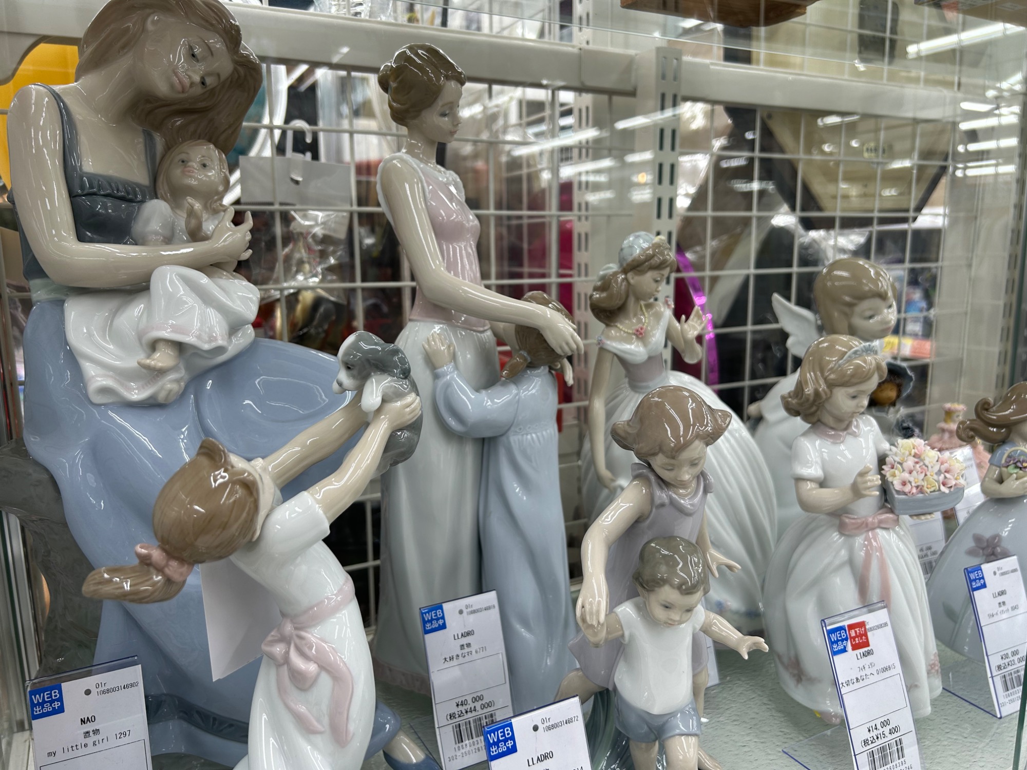 LLADRO(リヤドロ) お誕生日のキッス 6632 が買取入荷しました