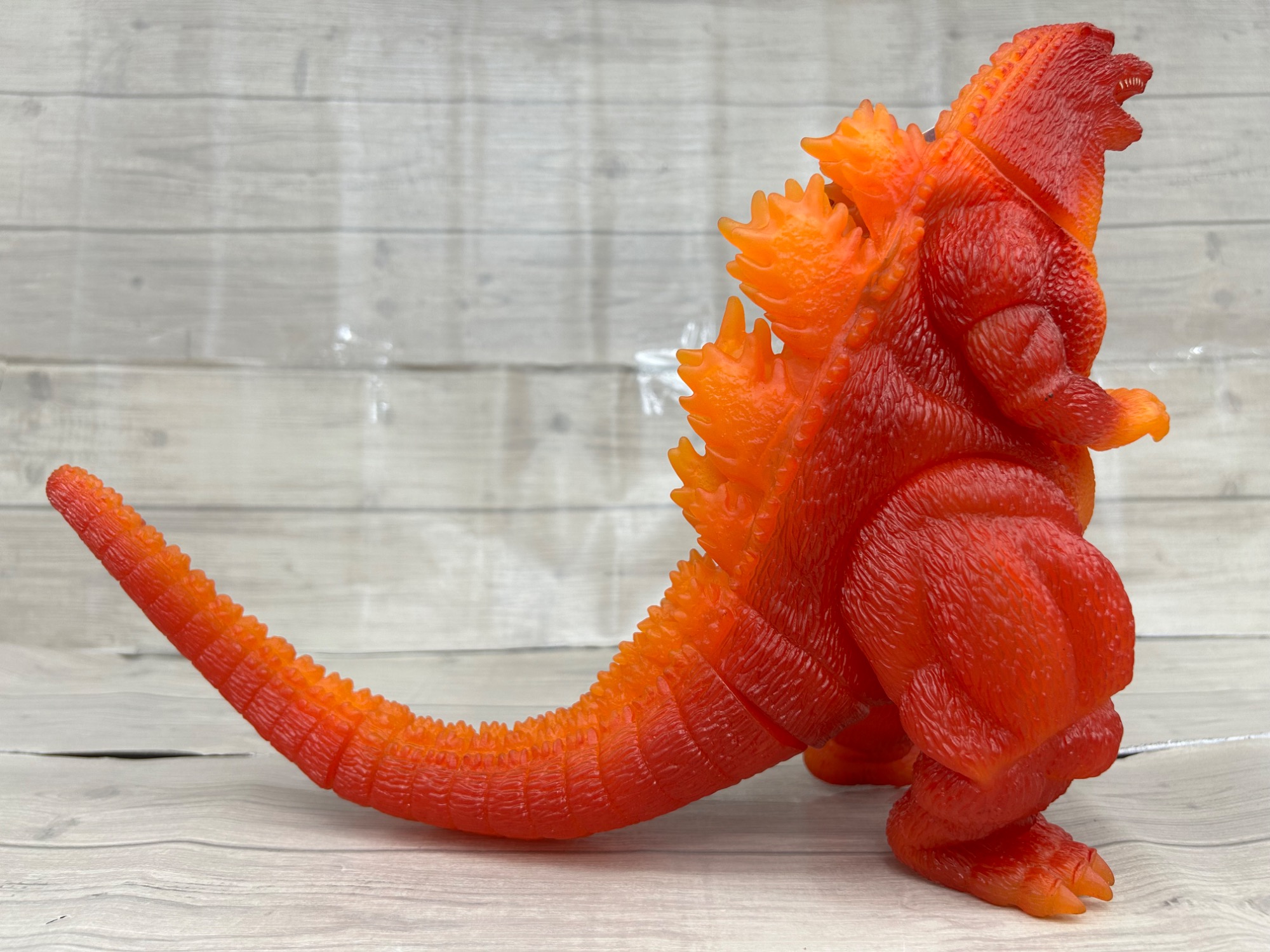BANDAI(バンダイ)ソフビフィギュア バーニングゴジラが買取入荷致し