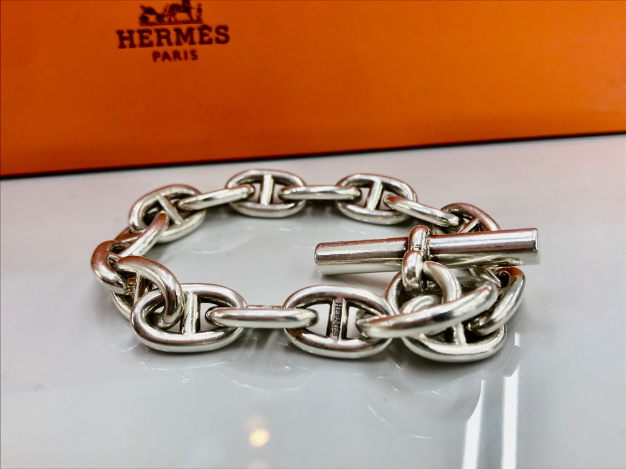 【国内入手困難】HERMES シェーヌダンクル ブレスレット MM 口コミ・レビュー｜超希少！入手困難【HERMES】シェーヌダンクル