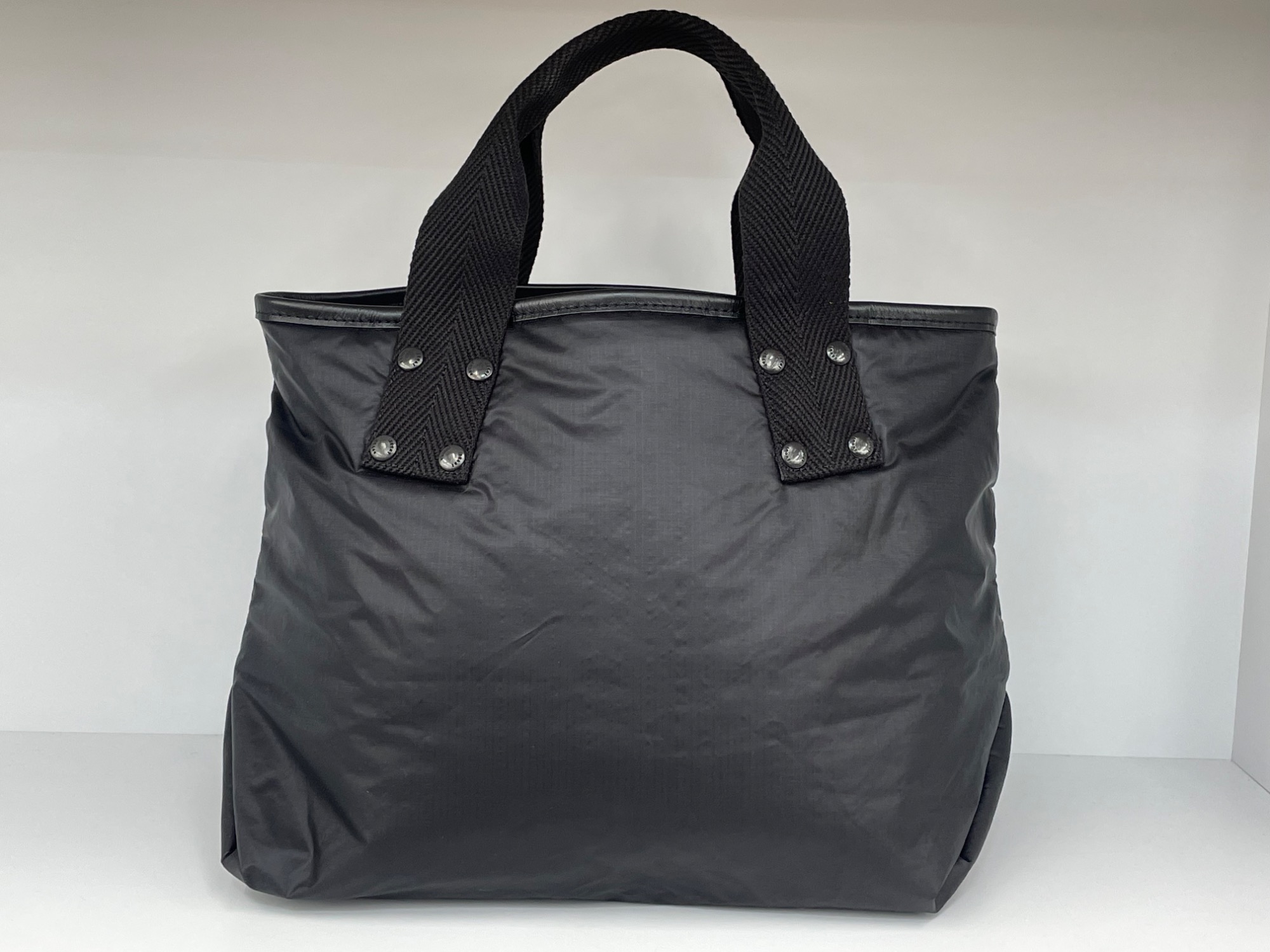 sacai (サカイ) トートバッグ 23-0591S が買取入荷いたしました