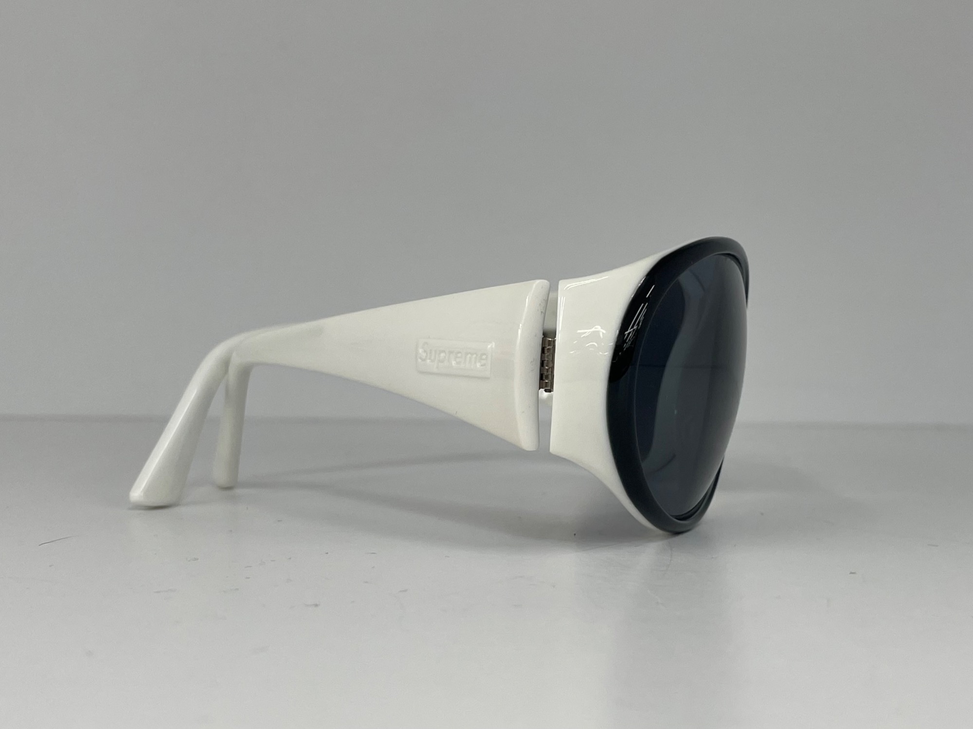Supreme (シュプリーム) サングラス arnette HOT CAKES が買取