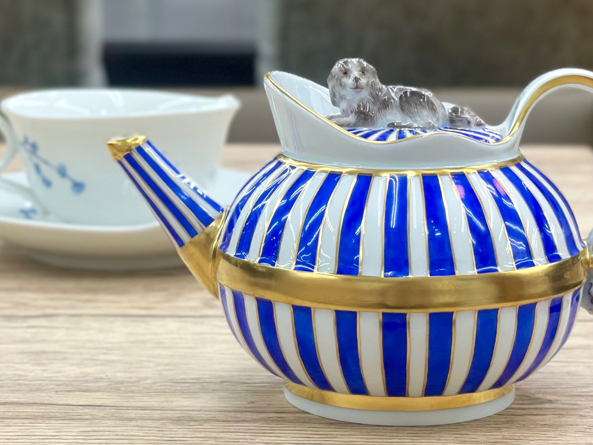 箱付き　MEISSEN マイセン　クリスタル　置物　クマ　ベアー　no.103 箱付き MEISSEN マイセン クリスタル 置物 クマ ベアー no.103