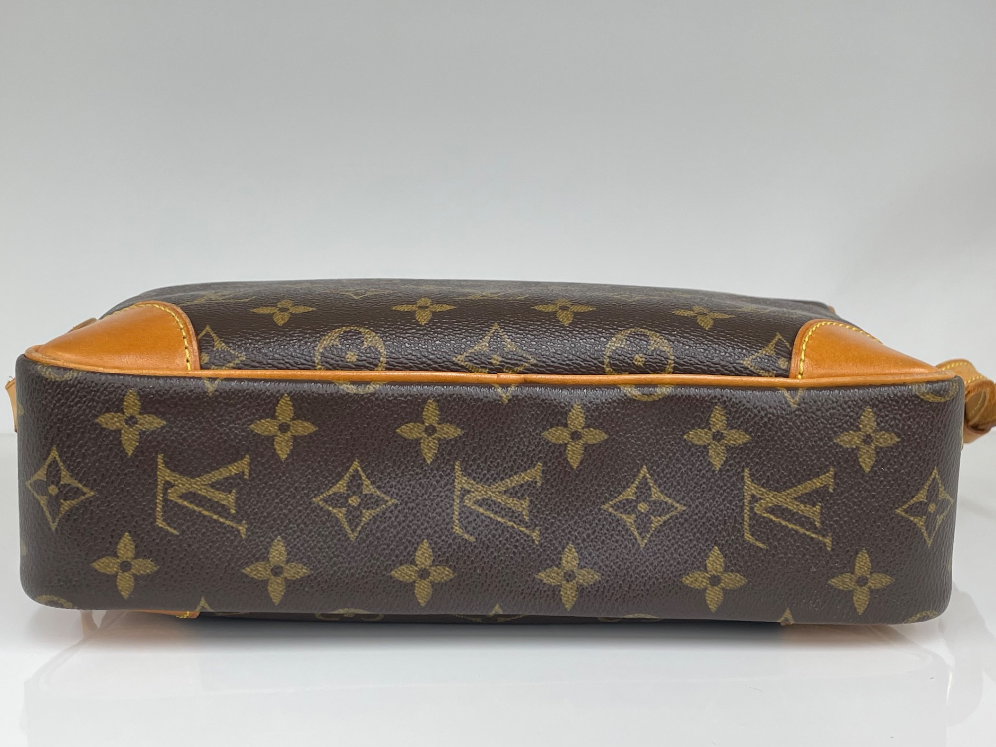 Louis Vuitton トロカデロ　モノグラムショルダーバッグ モノグラム トロカデロPM 詳細情報とお値段【ルイ・ヴィトン