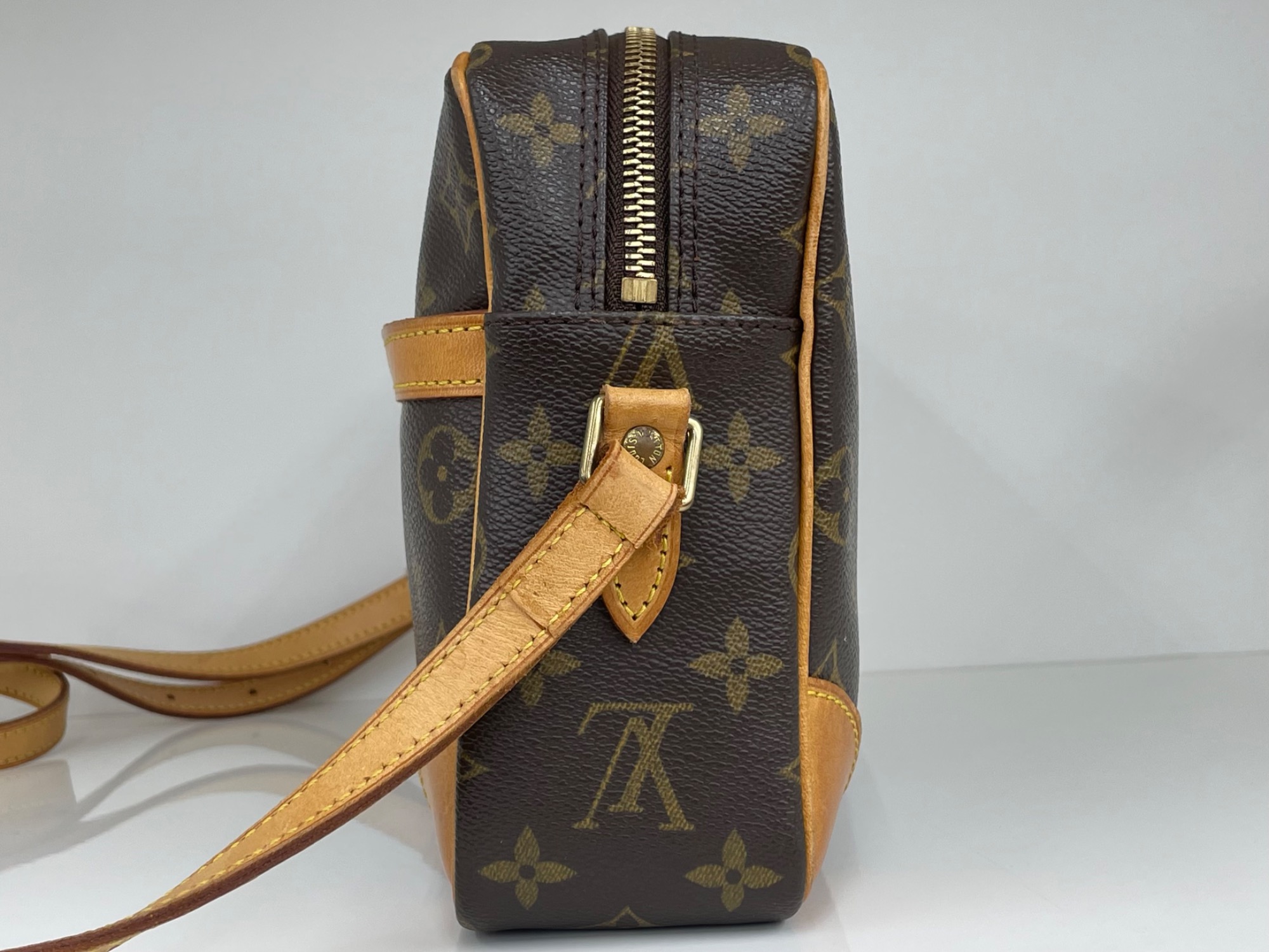 Louis Vuitton トロカデロ 27 ショルダーバッグ 楽天市場】【中古】 ルイヴィトン LOUIS VUITTON トロカデロ 27