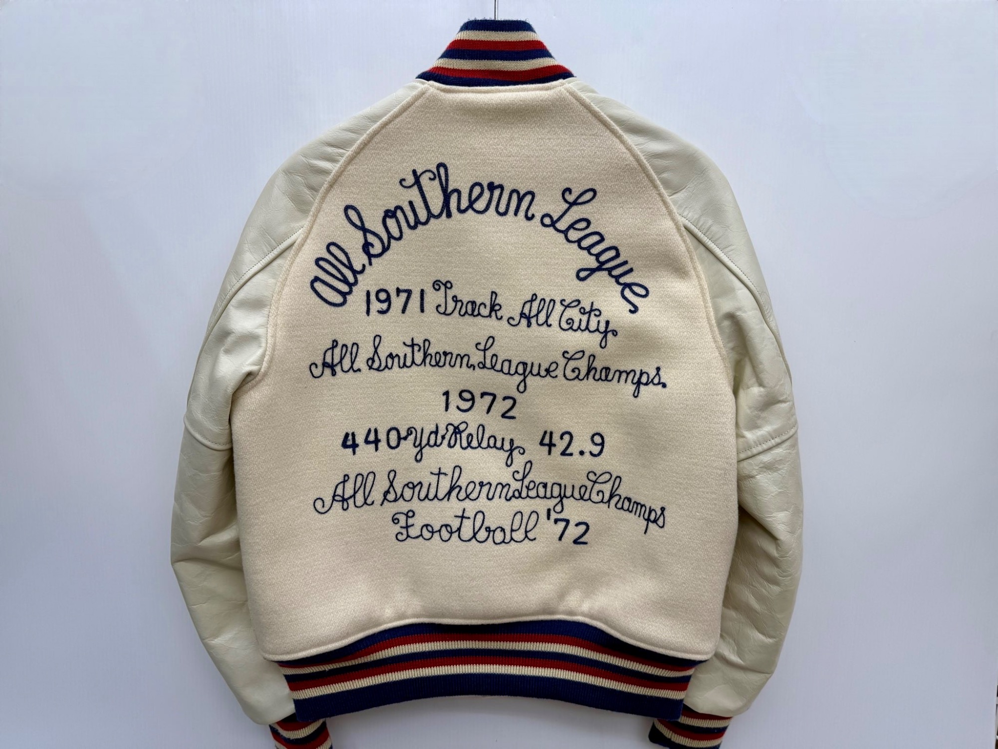 WHITESVILLE（ホワイツビル）のスタジャンWV11376が買取入荷いたし