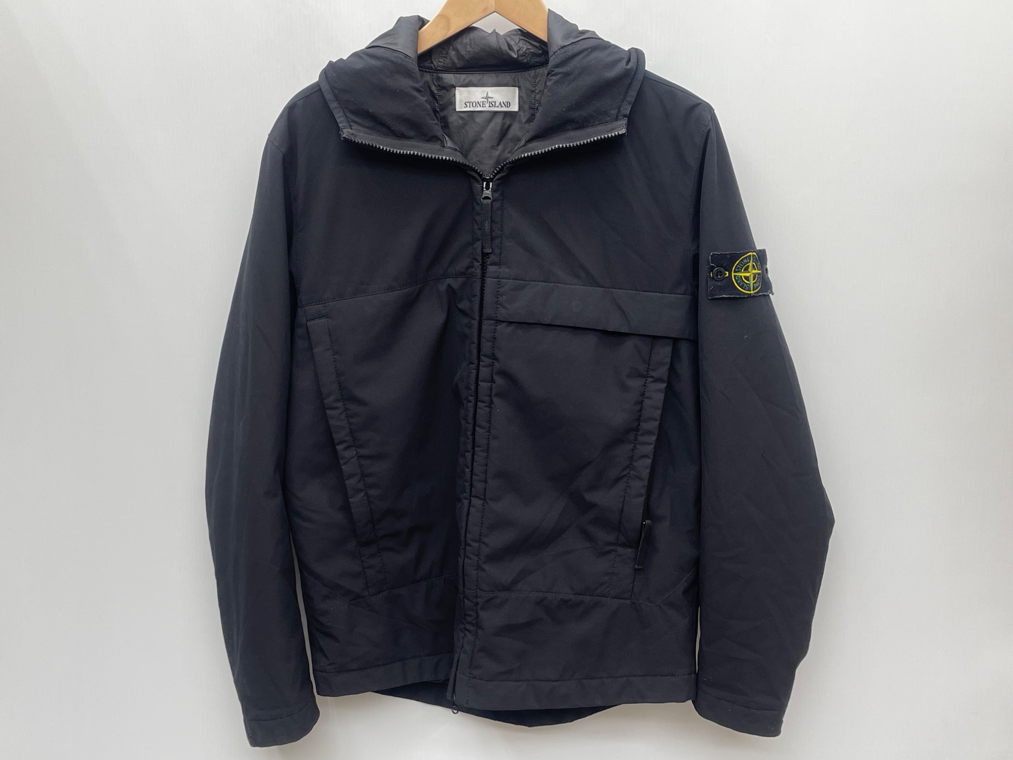 STONE ISLAND (ストーンアイランド) ソフトシェル・プリマロフト