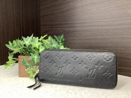 ブランド・ラグジュアリーの財布