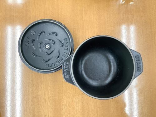 洋食器のSTAUB