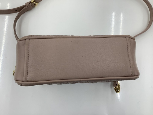 PRADAのハンドバッグ