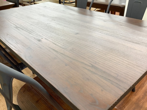 ダイニング5点セットのmadoi