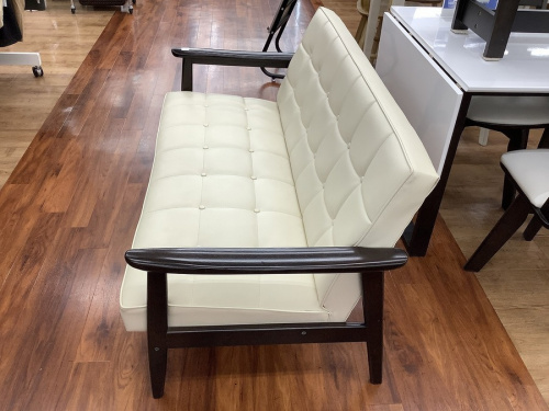 2人掛けソファーのカリモク60