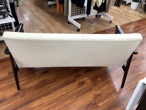 カリモク60の小平