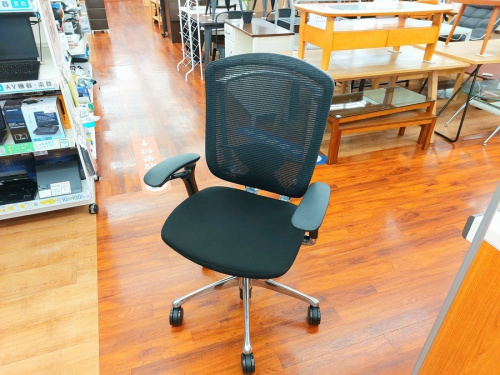 イスのオフィスチェア