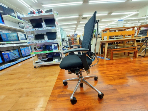 オフィスチェアのオカムラ