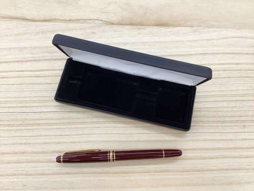文房具のボールペン