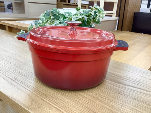 キッチン雑貨の鍋