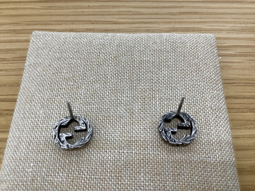 ピアスのGUCCI
