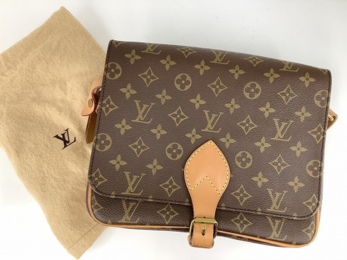 バッグ・財布のバッグ