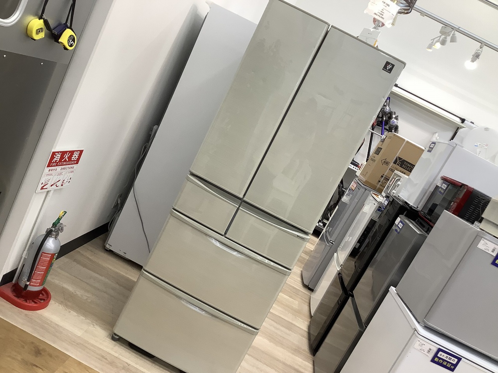 シャープ 両開き5ドア冷蔵庫 【トレファク野田】 SHARP(シャープ)の5ドア冷蔵庫のご紹介です！｜2022年11月30日