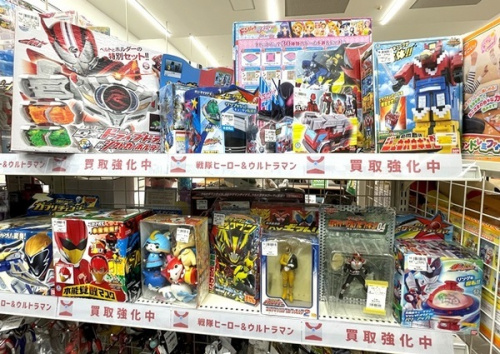 戦隊ヒーローのシルバニアファミリー