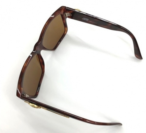 サングラスのGIANNI VERSACE