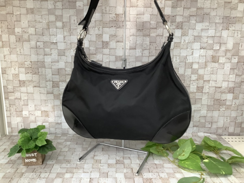 ラグジュアリーのバッグ