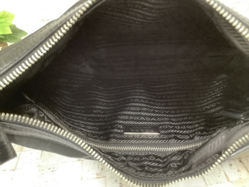 PRADAの福岡リサイクルショップ