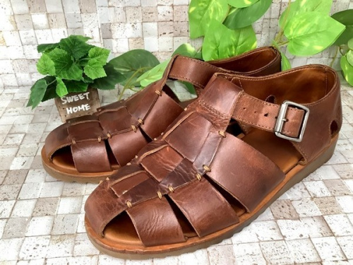 サンダルのウーブンサンダル