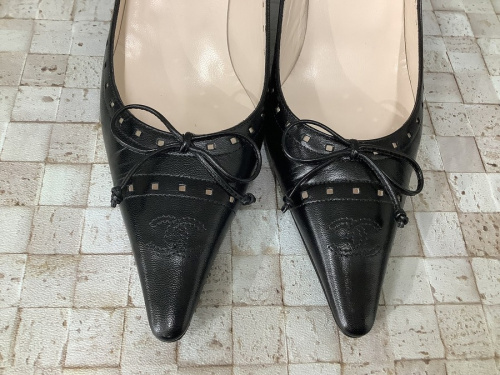 パンプスのCHANEL