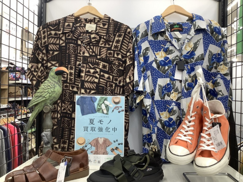 洋服の夏物衣類